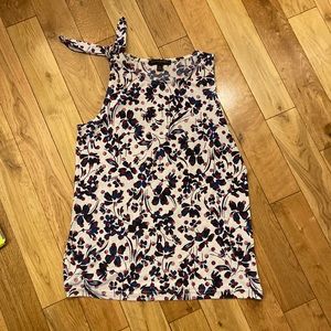 Dress casual Banana Republic tank